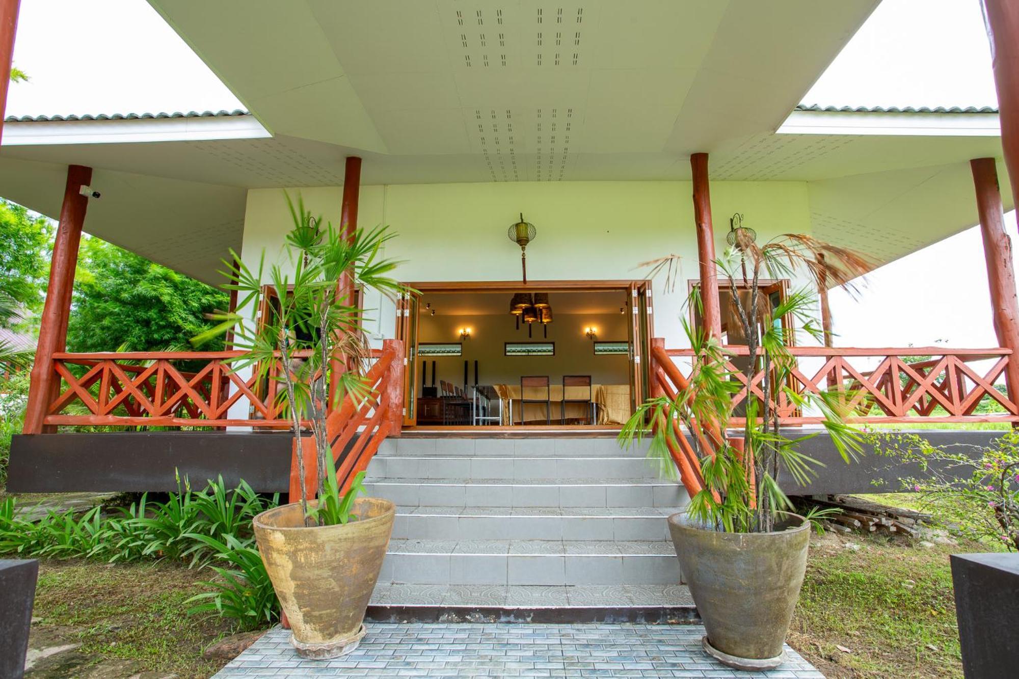 Phanumas Resort Chiang Mai Exteriör bild